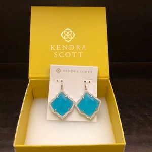 NWT Kendra Scott Kristen Drop Earrings